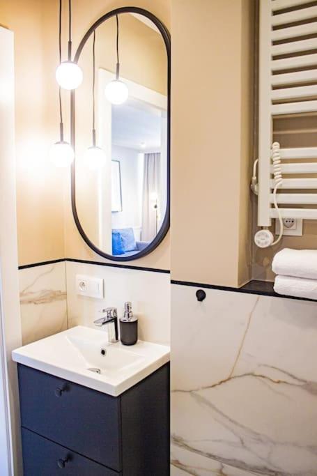Central Apartment With Balcony And Views, Old Town, Metro Varsavia Esterno foto