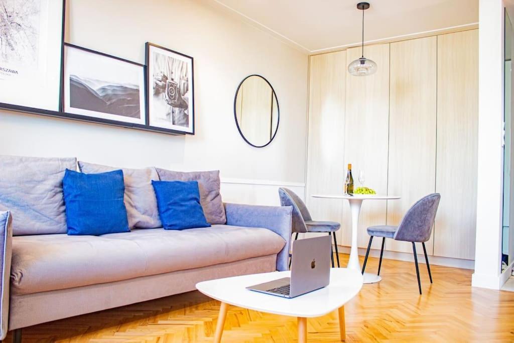 Central Apartment With Balcony And Views, Old Town, Metro Varsavia Esterno foto
