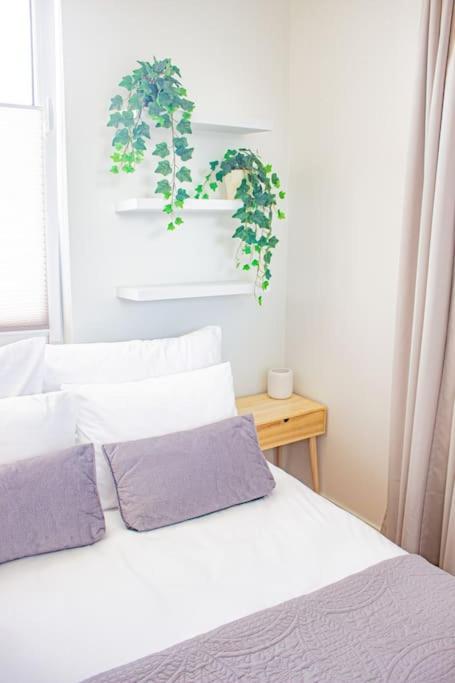 Central Apartment With Balcony And Views, Old Town, Metro Varsavia Esterno foto